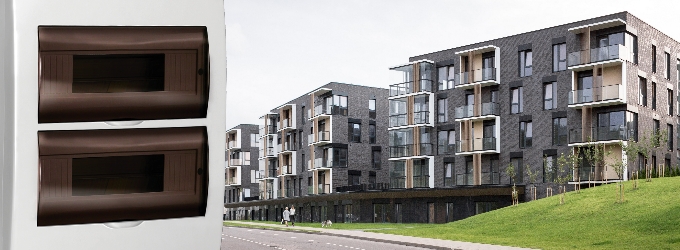 0401 Пластиковые корпуса и боксы IEK